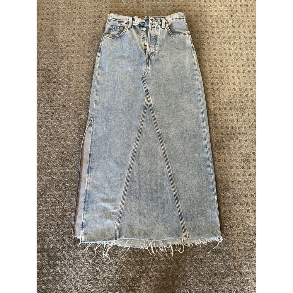 Levi's Denim Maxi Skirt 26 Light Wash Excellent